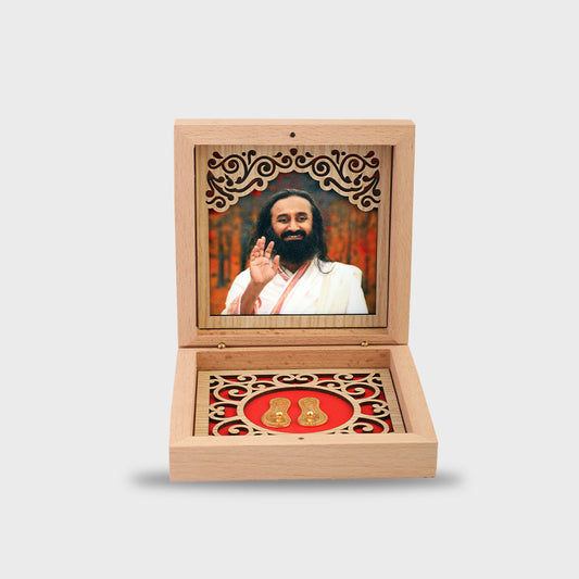 Gurudev foldable photo frame with Paduka - 1
